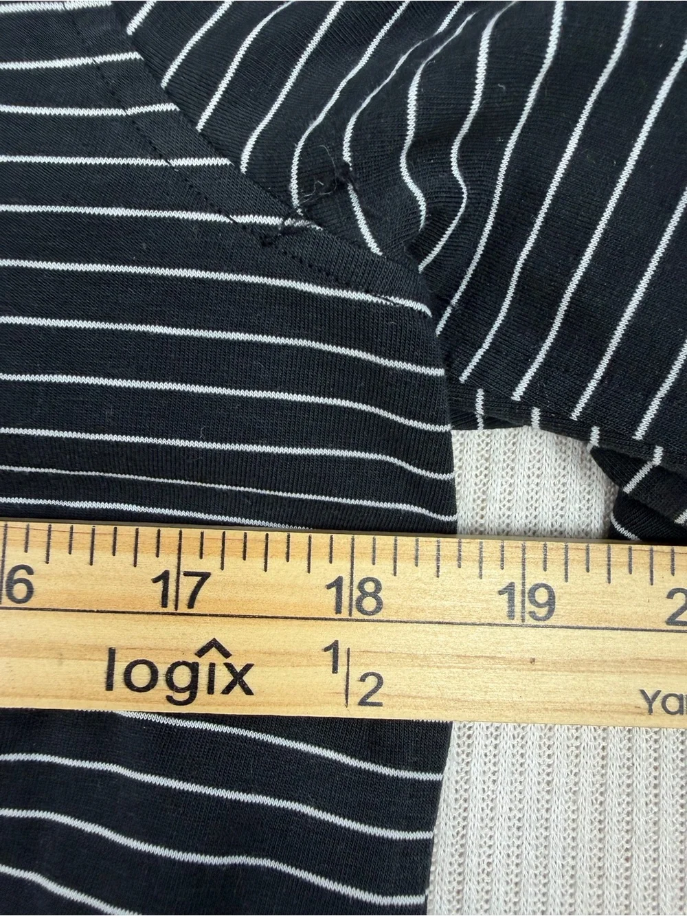 Lululemon Classic-Fit Cotton-Blend Long-Sleeve Striped Shirt Size Medium